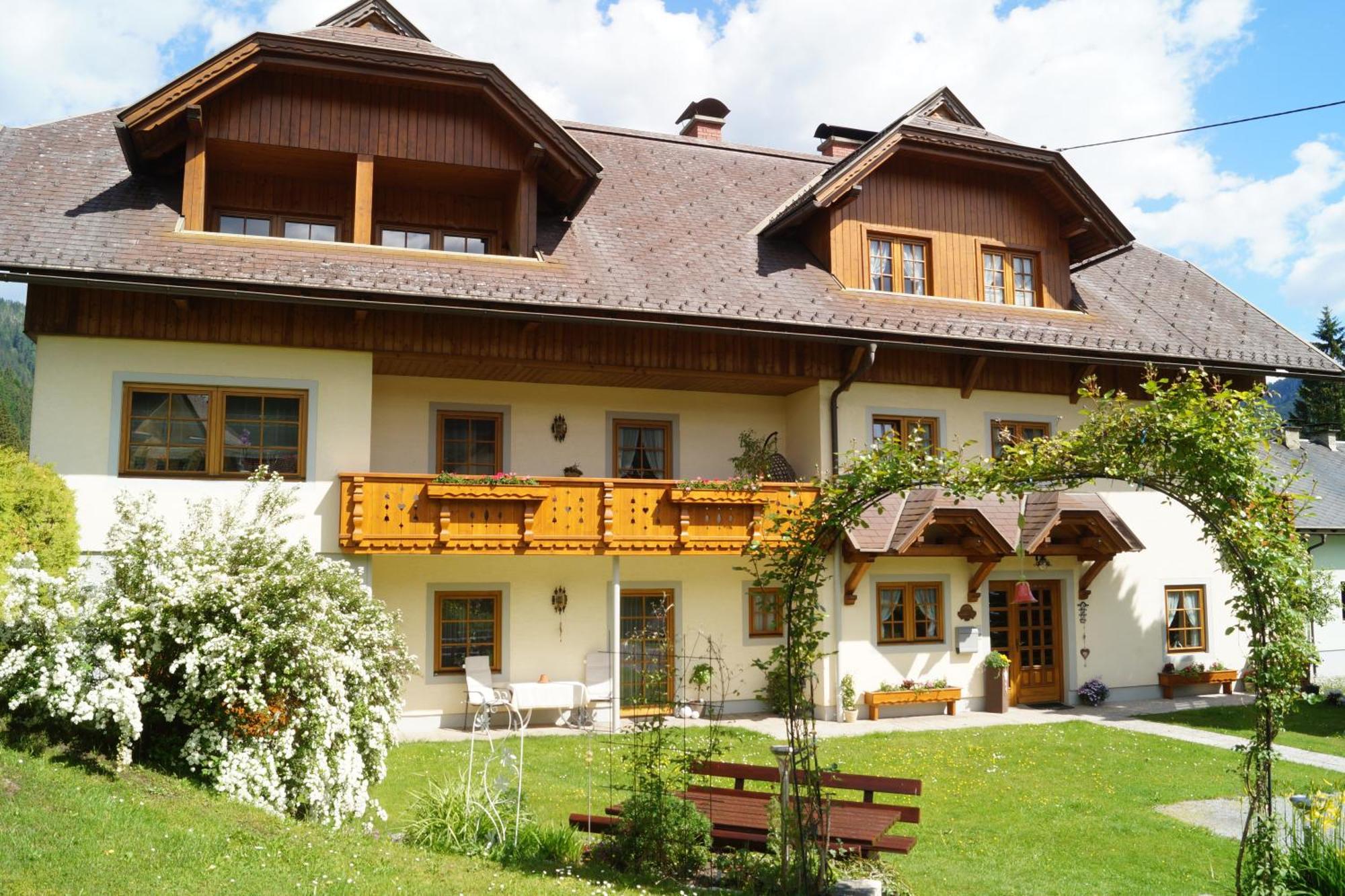 Apartment Gaestehaus Wastian Weissbriach Esterno foto